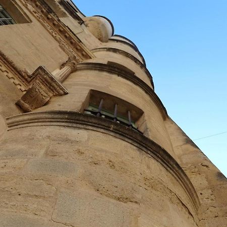Uzes, Au Coeur Du Centre Medieval Le Logis Du Consul Un Bien D'Exception Du Xvieme Siecle Εξωτερικό φωτογραφία