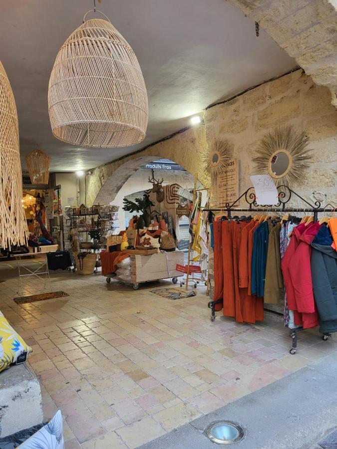Uzes, Au Coeur Du Centre Medieval Le Logis Du Consul Un Bien D'Exception Du Xvieme Siecle Εξωτερικό φωτογραφία